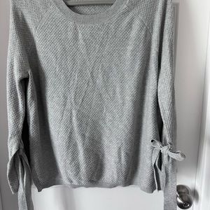 Two for Vince Camuto light gray sweater.